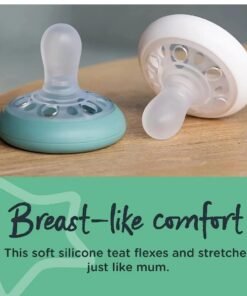 Alternative view of Tommee Tippee breast like soothers 0-6m. Glow in the dark Sterilizing pods.