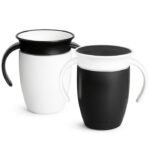Munchkin Miracle 360° sippy cup 207mls. Black/White.
